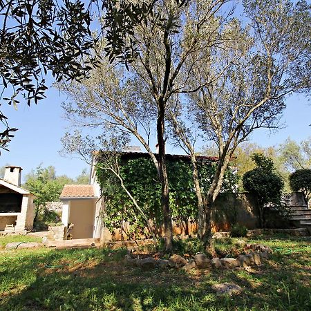 Guest House Beverin Sali Zewnętrze zdjęcie