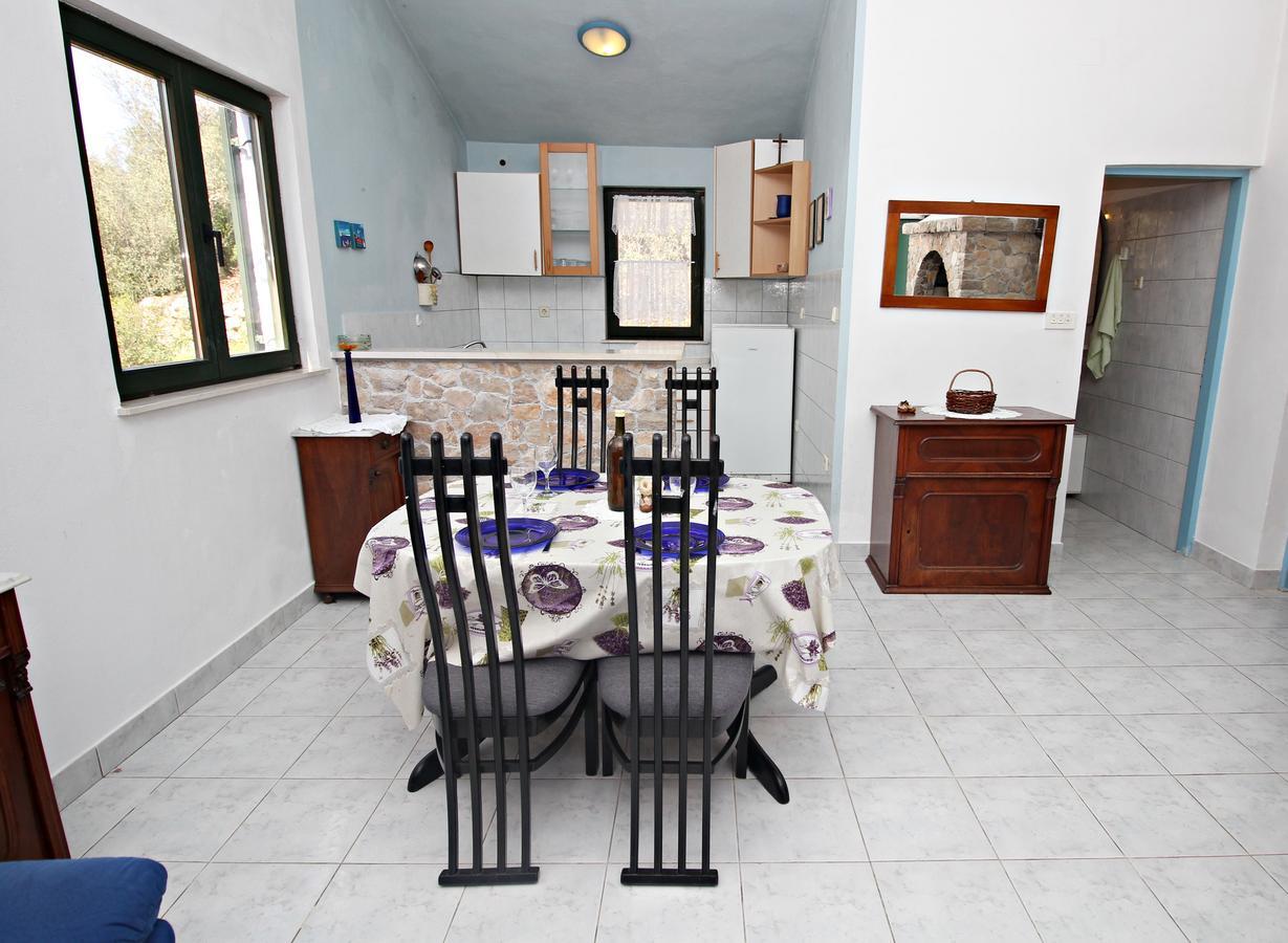 Guest House Beverin Sali Zewnętrze zdjęcie