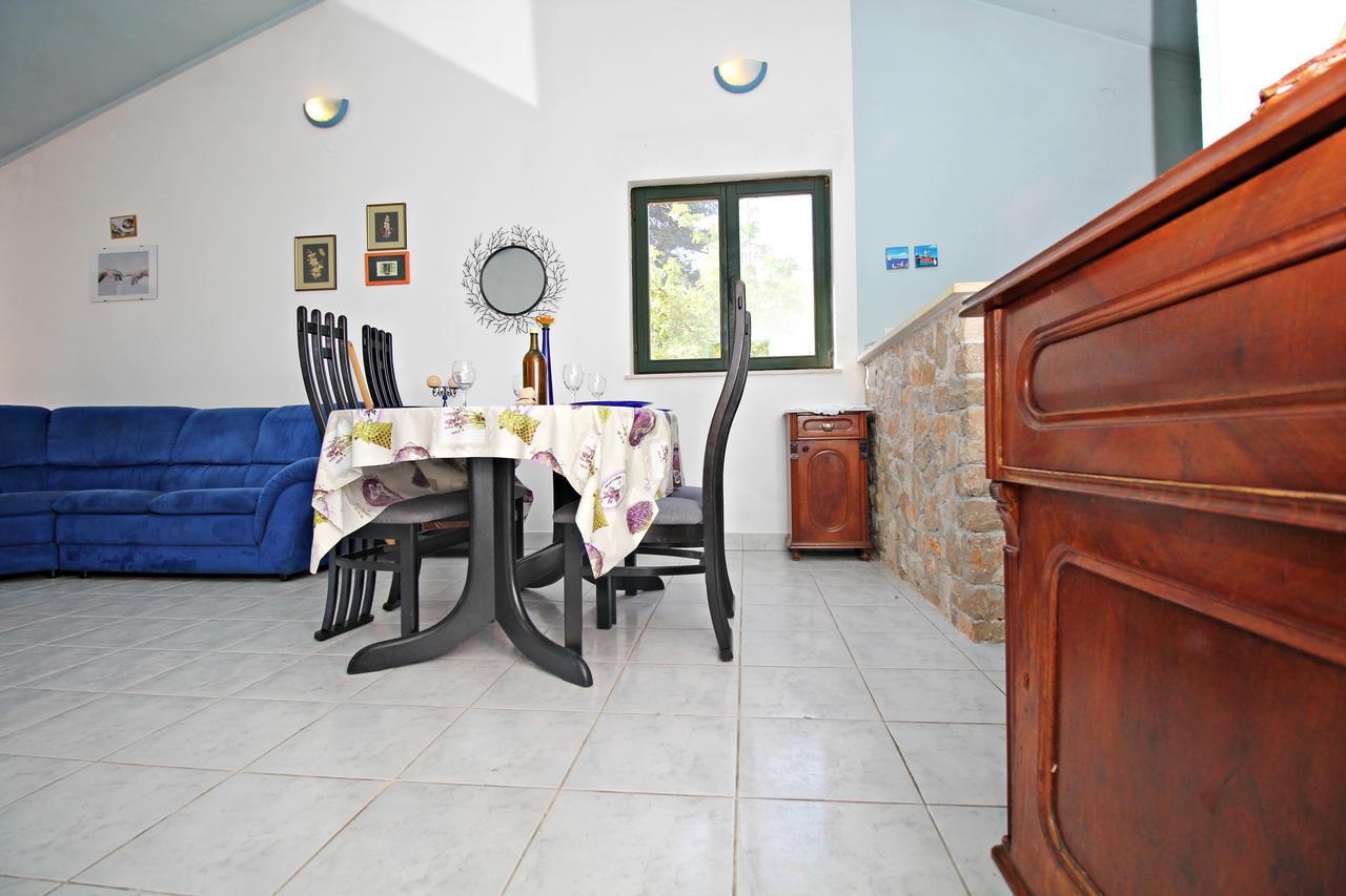 Guest House Beverin Sali Zewnętrze zdjęcie