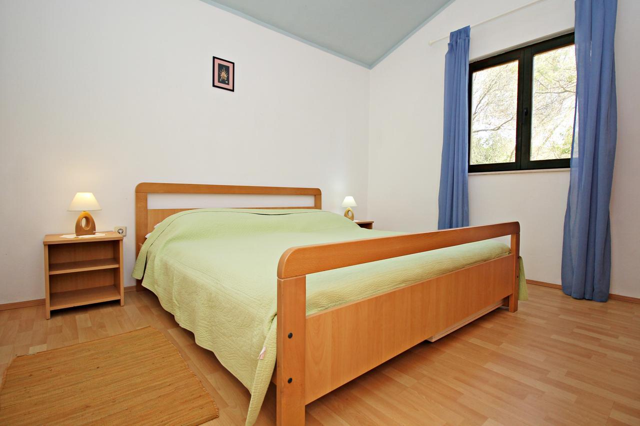 Guest House Beverin Sali Zewnętrze zdjęcie